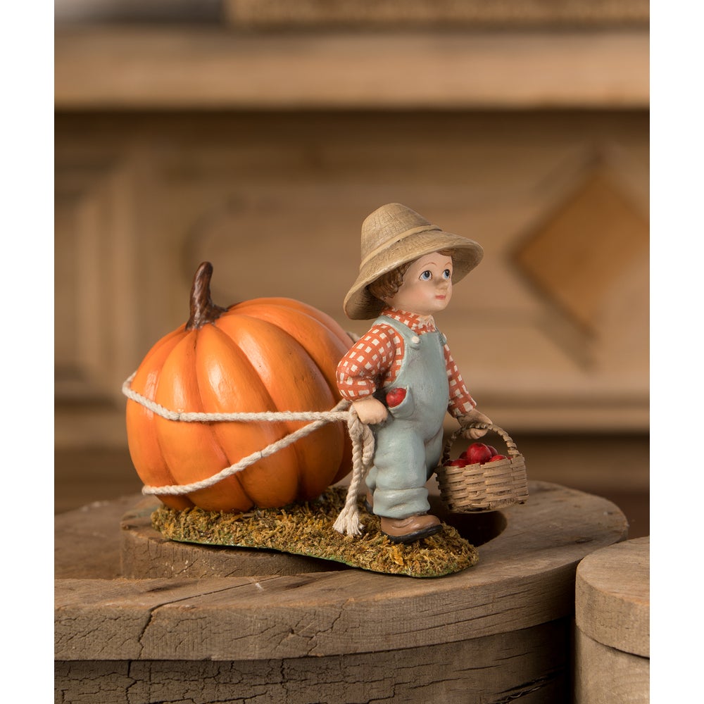 Paulie Pulling Pumpkin by Bethany Lowe Designs-1